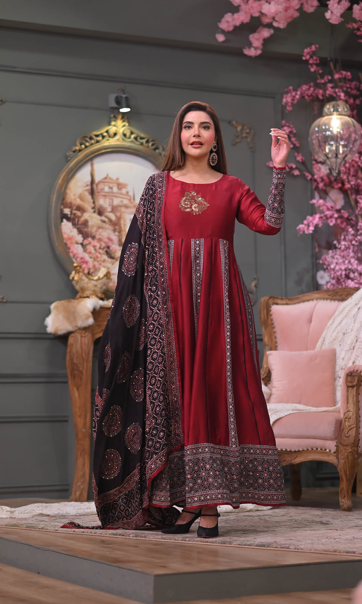 Surkh-o-Siyah (Made to Order)